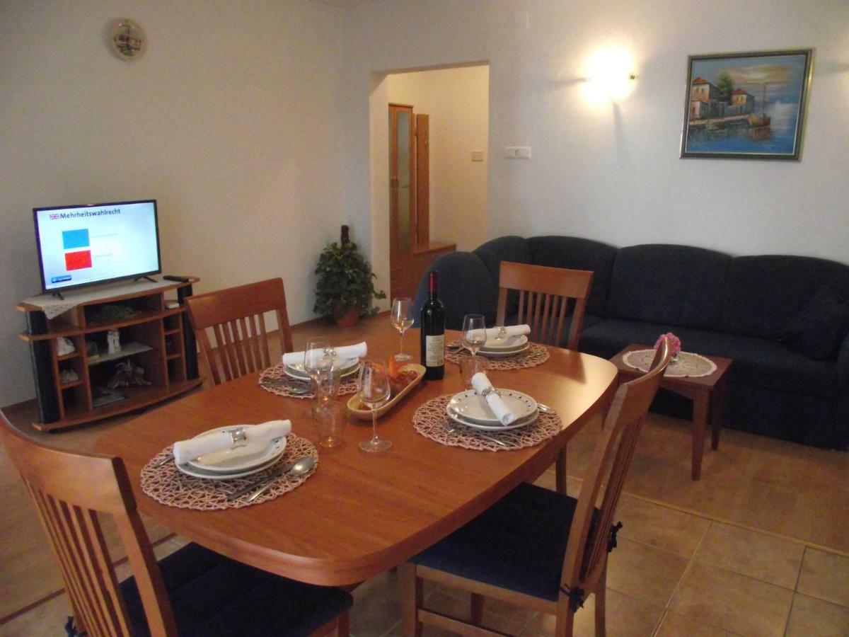 Apartments Dajana Silo Dış mekan fotoğraf