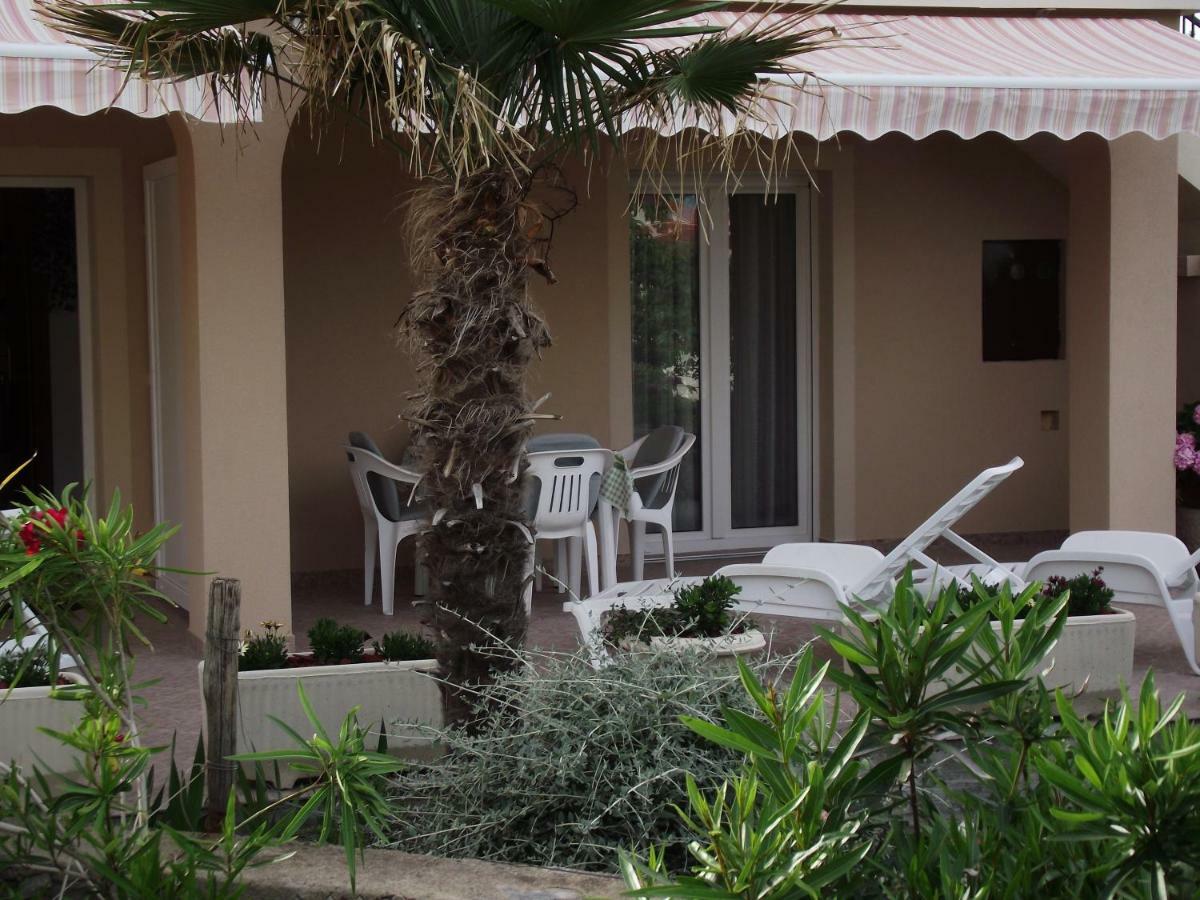 Apartments Dajana Silo Dış mekan fotoğraf